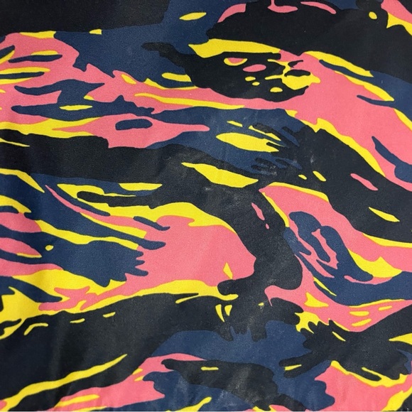 Adidas Women’s Size XS Windbreaker Bomber Jacket Camo Adjustable Pink Yellow - Picture 14 of 16